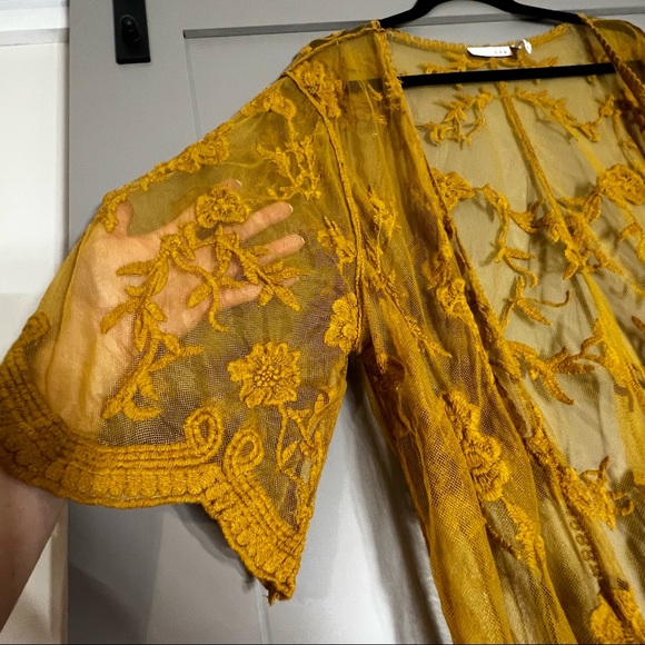 Lightly Worn Ashley Lace Kimono in mustard by LUQ in XL🌞 - Picture 6 of 14